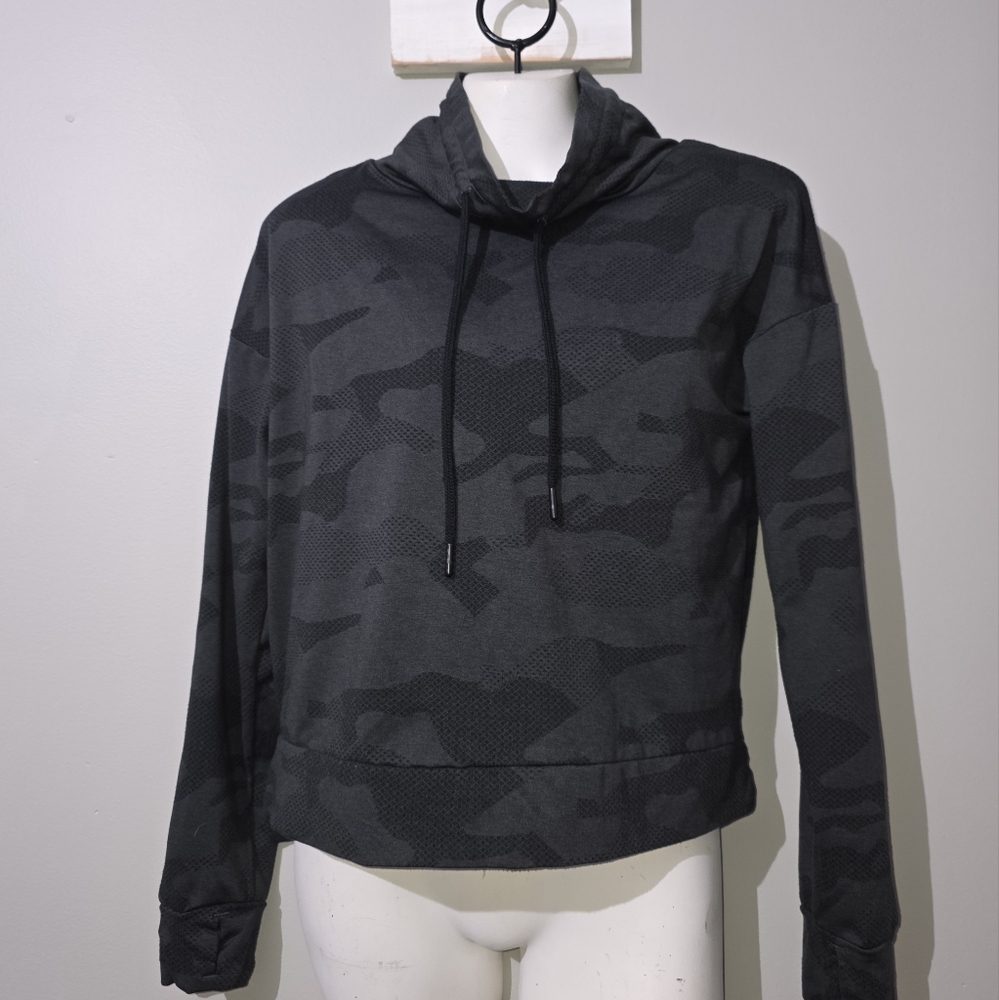 Women's MONDETTA Pullover Camo Sporty Cowl Neck Sweatshirt Size Medium